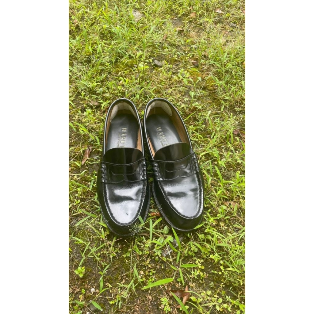 haruta loafers black