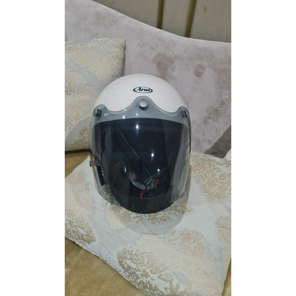 Helm Half Face Arai Classic