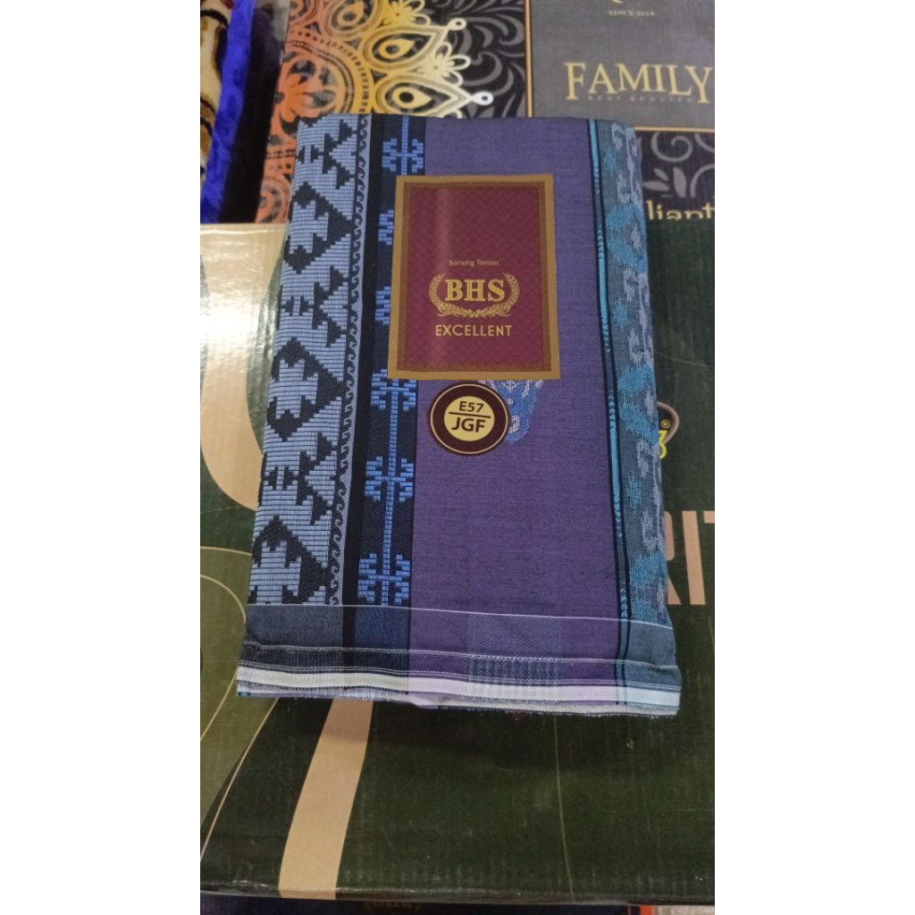 Sarung BHS Excellent Gold JGP Jacquard Jaguar