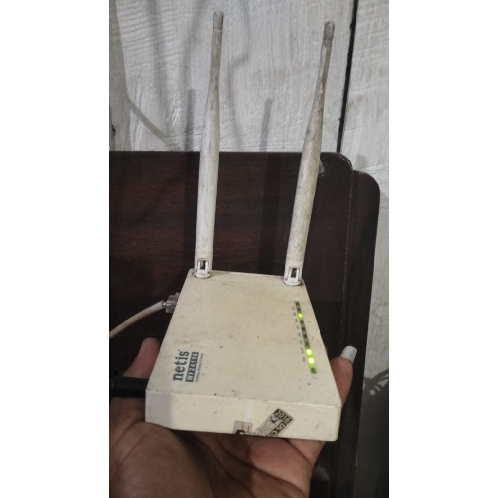 Router NETIS WF2419E