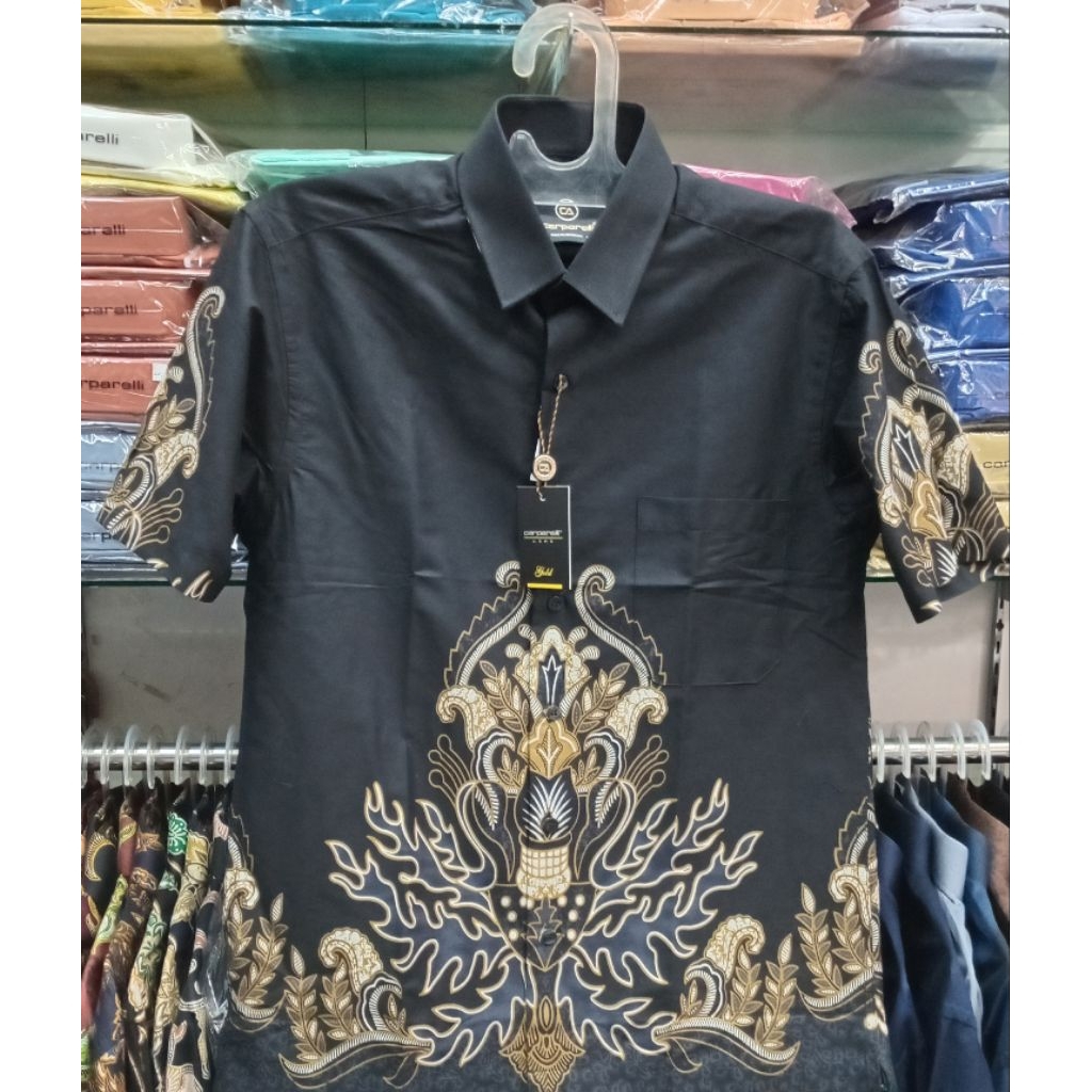 kemeja pria lengan pendek motif batik Carparelli