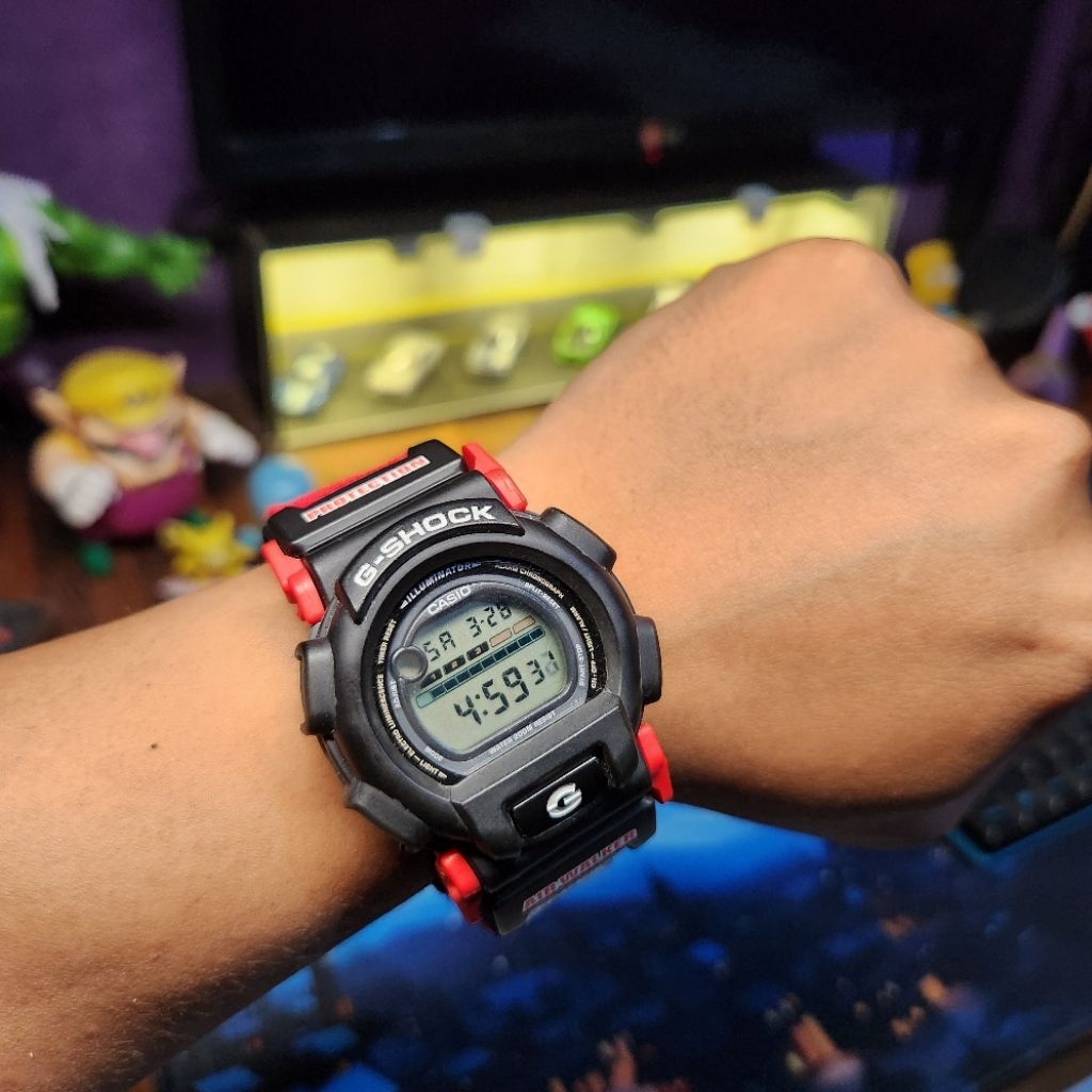 gshock dw-003 "air walker" series