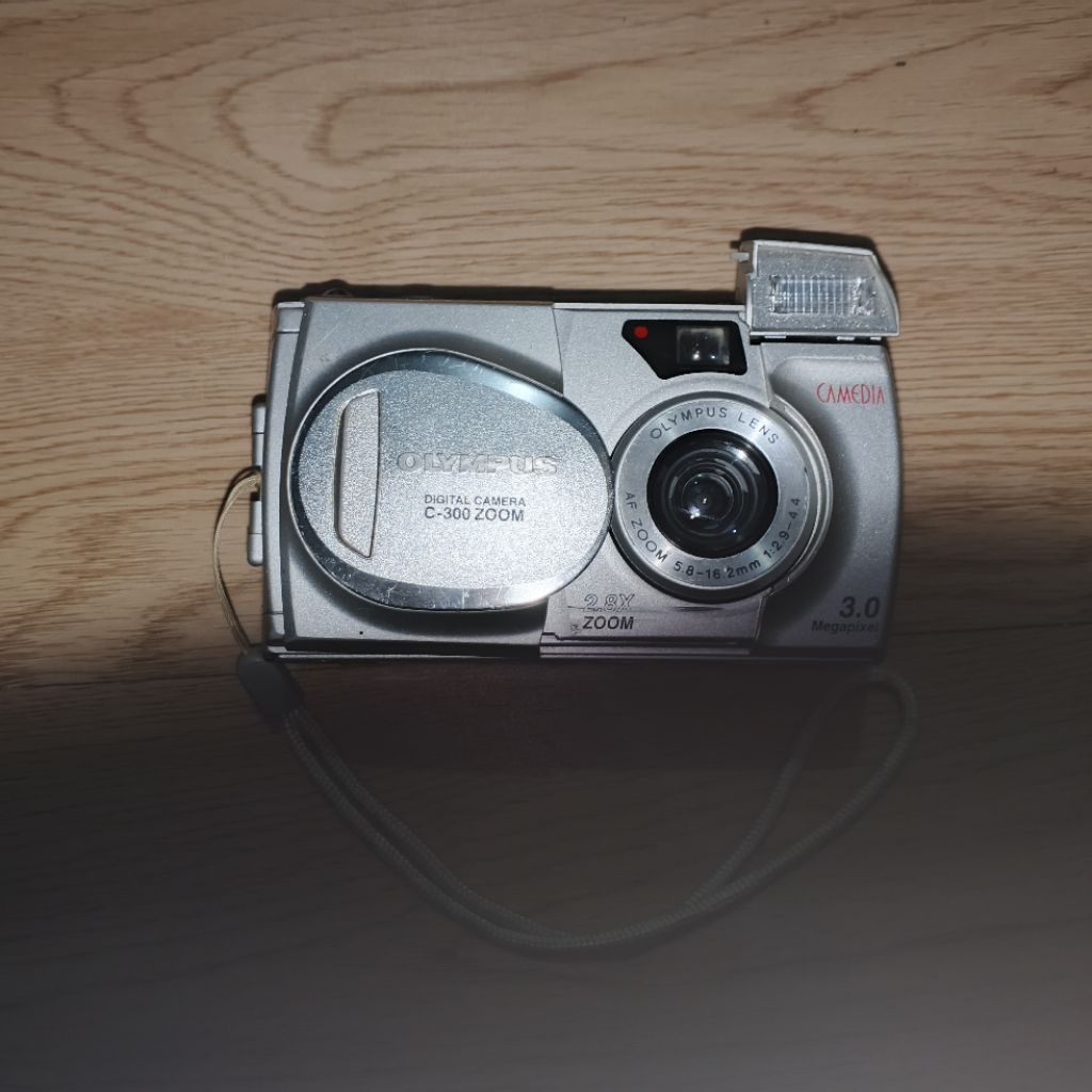 (Fungsional) Digicam Olympus C-300 Camedia secondhand masih fungsi / nyala (baca desc) | digicam vin