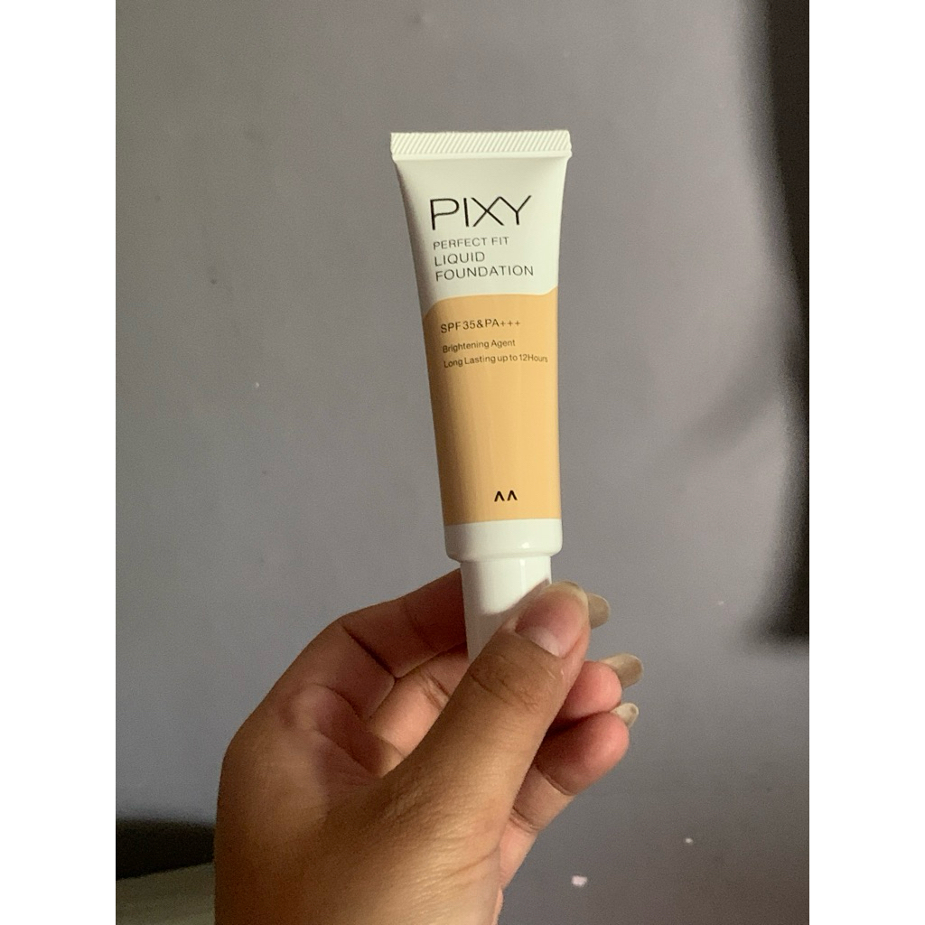 PIXY PERFECT FIT LIQUID FOUNDATION 03 NATURAL WHITE PRELOVED