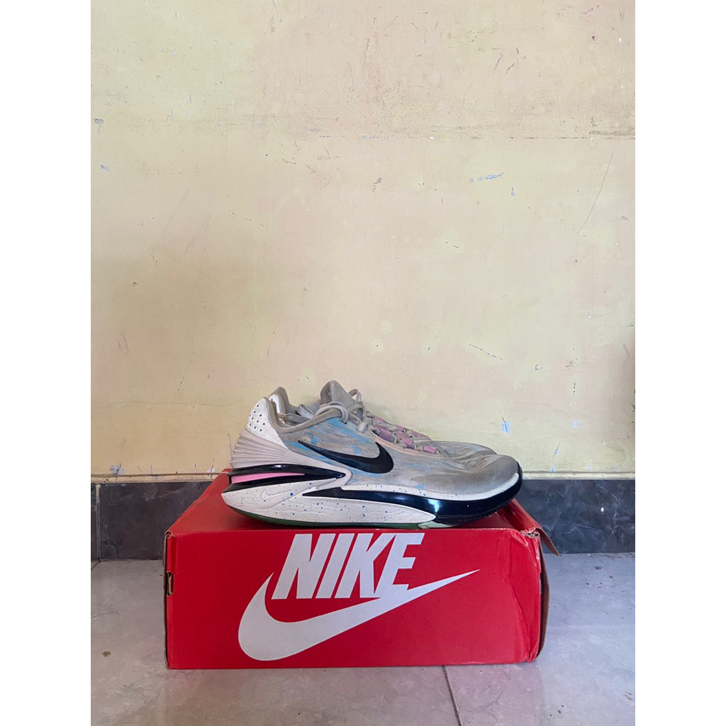 sepatu basket nike gt cut 2