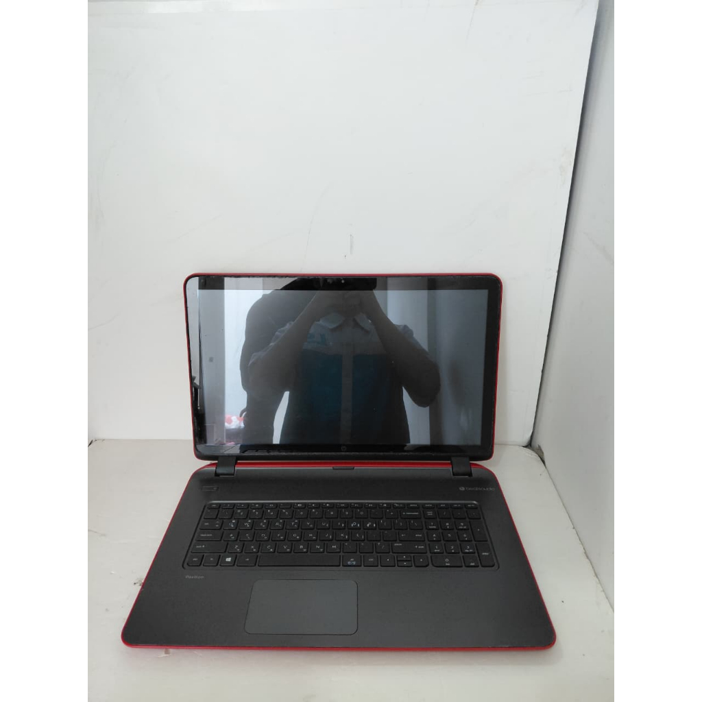 AMD A4-6210 QuadCore Laptop Layar Lebar Touchscreen HP Pavilion 17 8/500GB