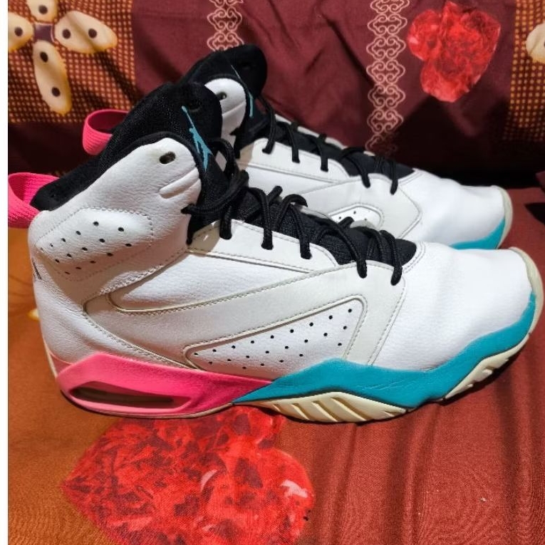 Sepatu Nike Air Jordan Lift Off White Turbo Green Size 43