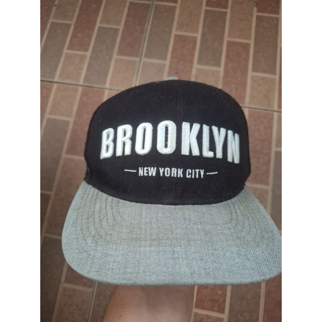 Topi Brooklyn H&M