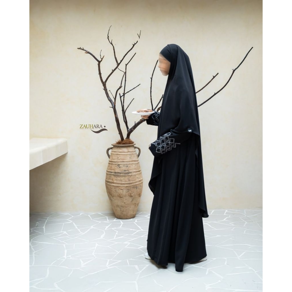 Luna Series My Zauhara