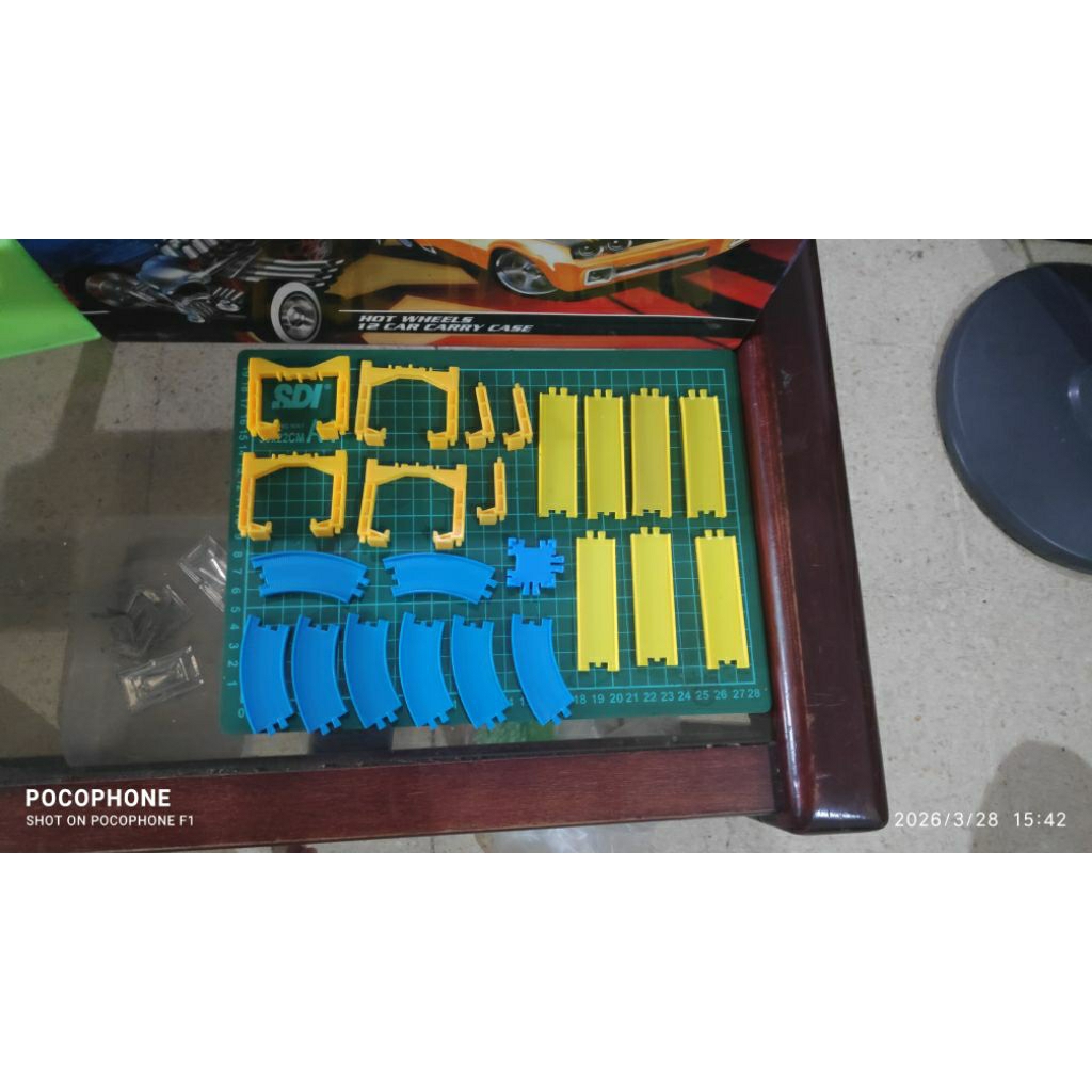 gachapon capsule plarail takara tomy arts thomas mixed track set