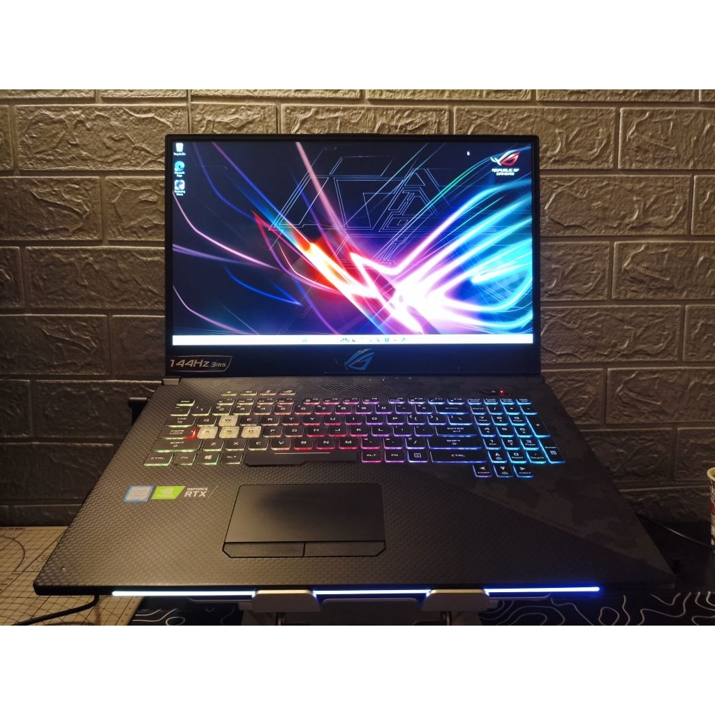ASUS ROG Strix SCAR II i7 Gen 8 / 16GB / 512GB / RTX 2060 (Second)