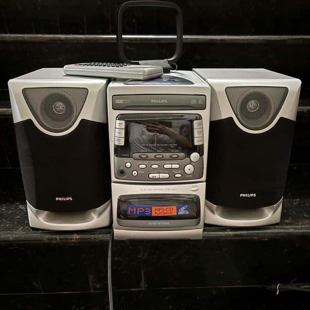 Philips MP3 + CD + cassete player - old