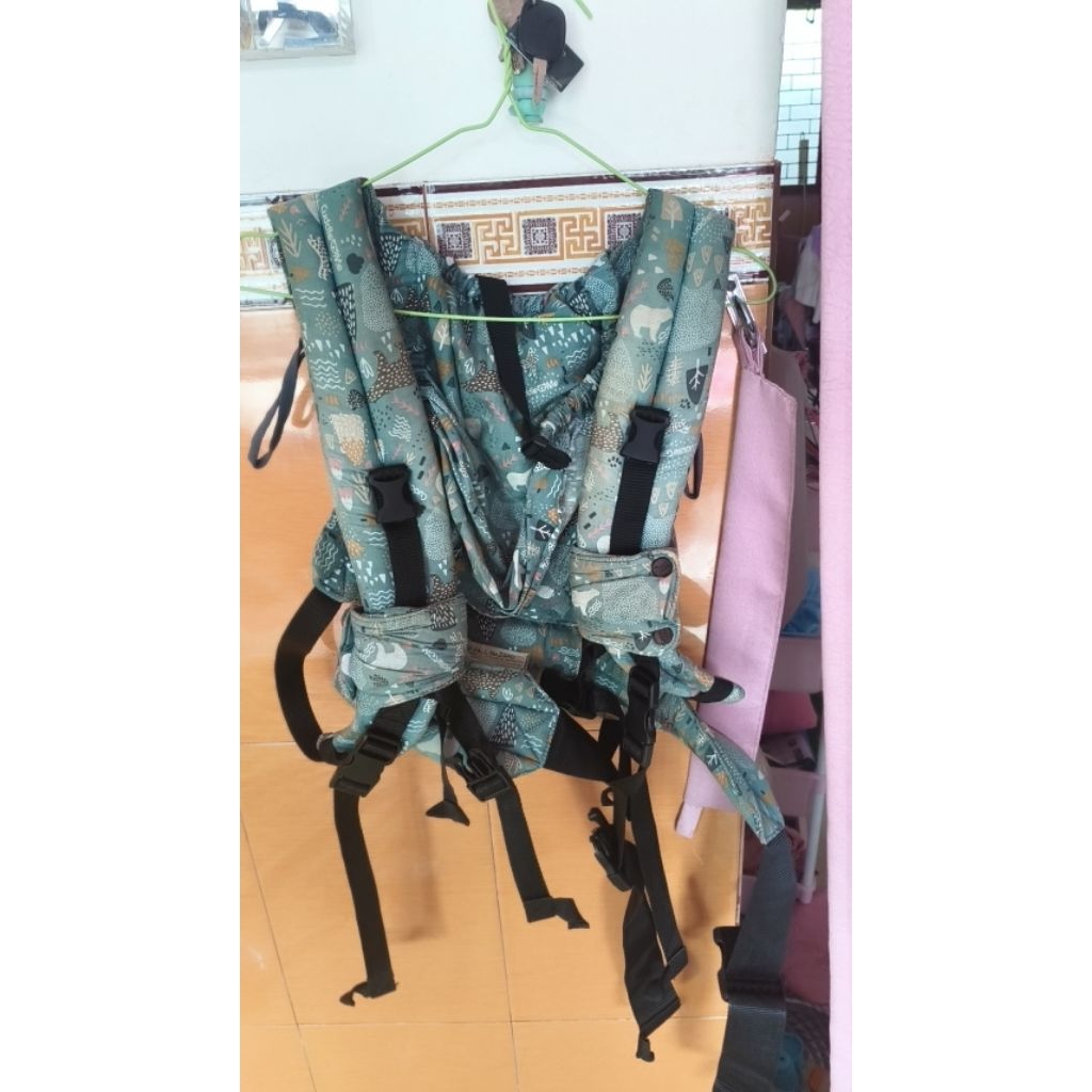 PL CUDDLE ME LEVANA HIJAU