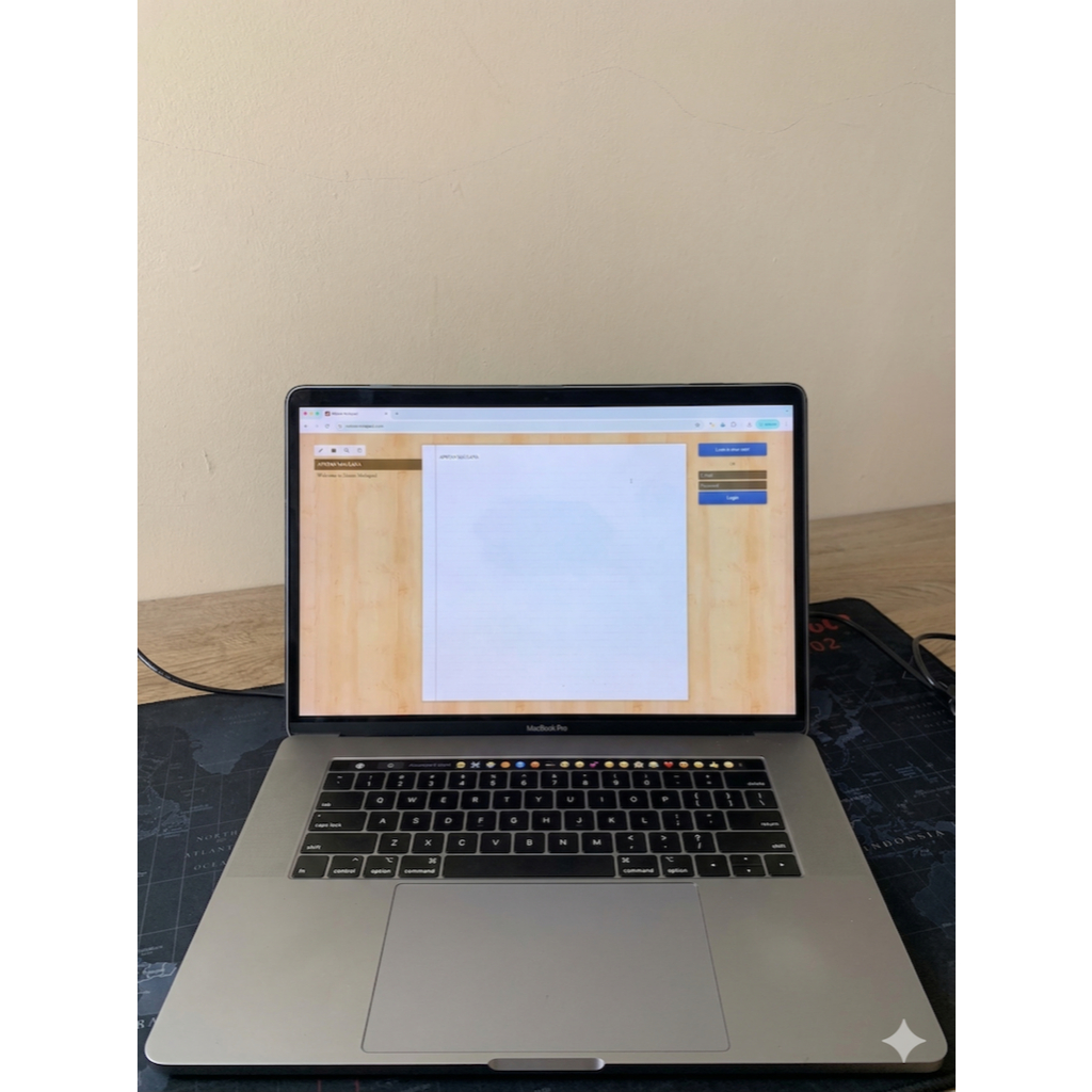 Macbook Pro 2018 15in i7 16/256