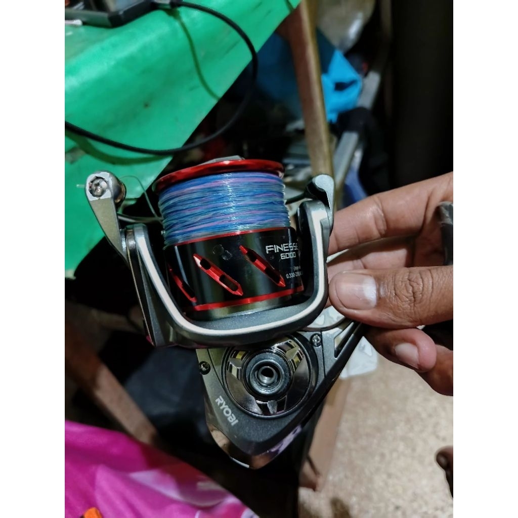 Reel Ryobi finesse 6000