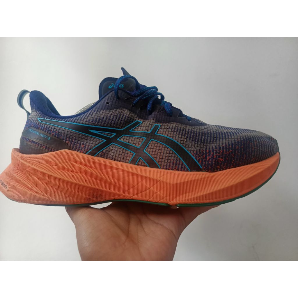 Sepatu Asics Novablast 3 second original