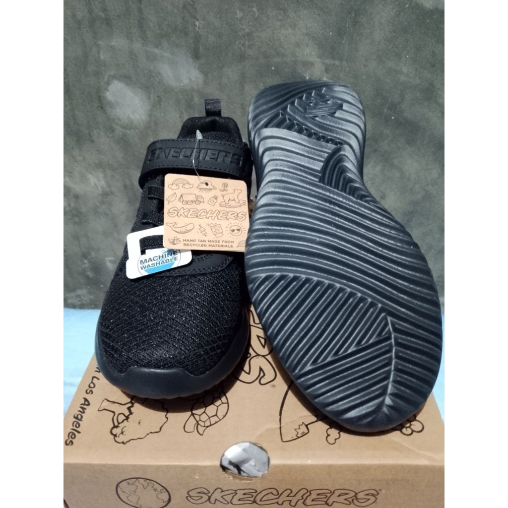 Sepatu Anak "Skechers" Size 35