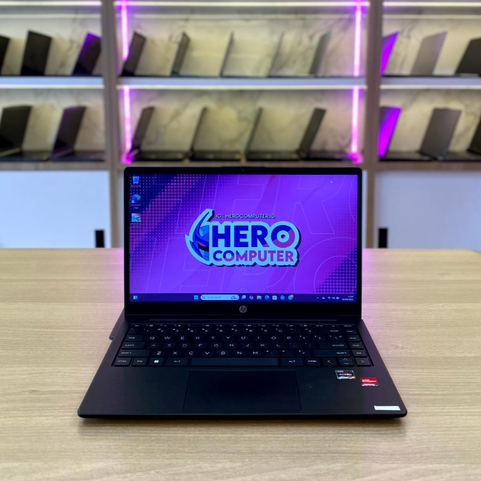 Laptop HP 14 EM0032AU, AMD Ryzen 3 7320U (8/512)