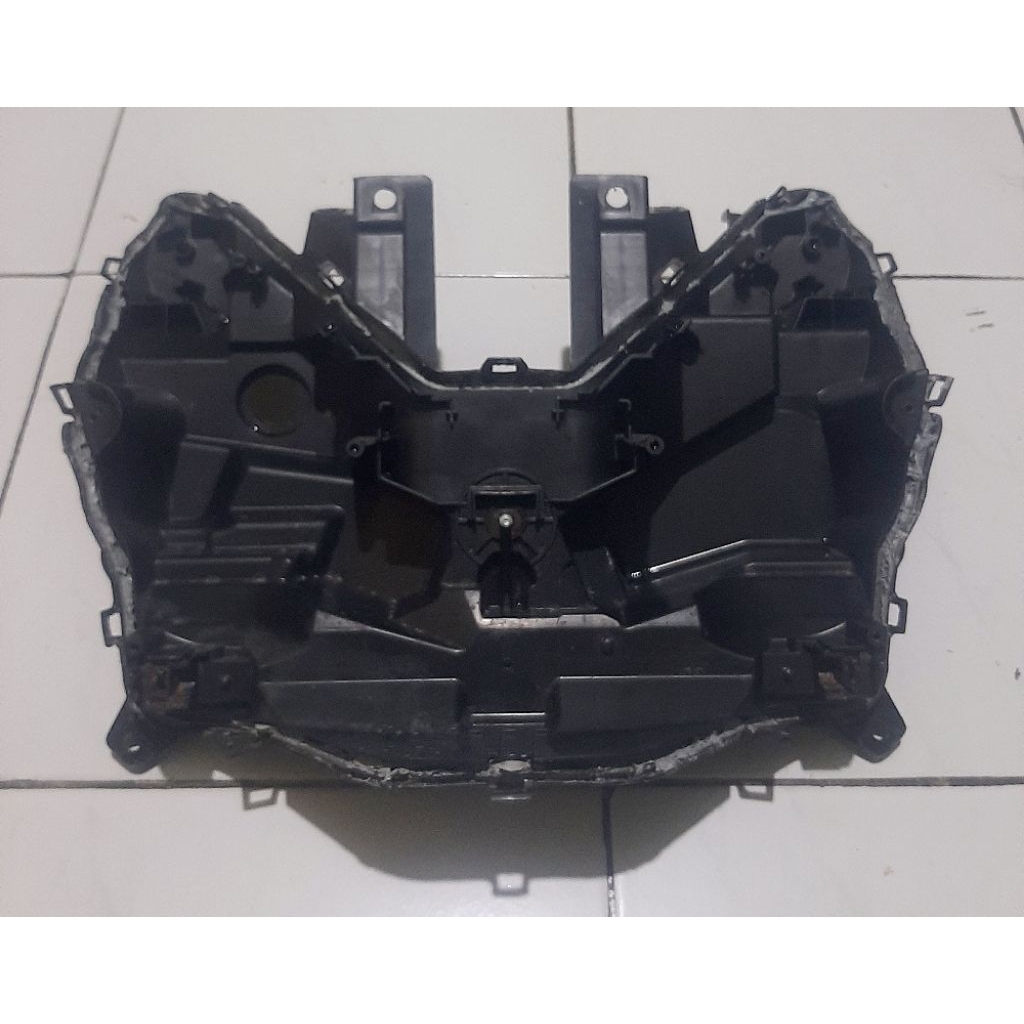 housing batok lampu depan honda vario new 125 original