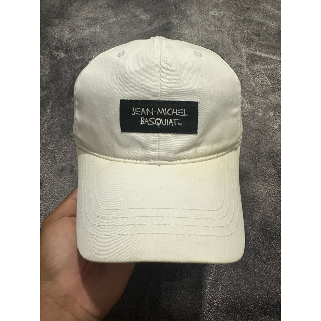 Topi Jean Michel Basquiat Cream