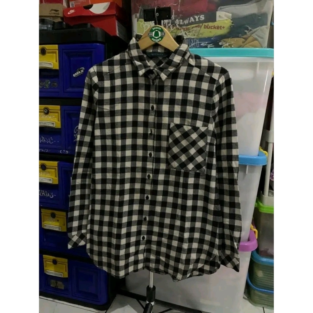 KEMEJA FLANNEL PERRY ELLIS