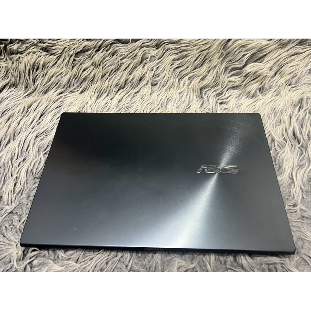 Asus Zenbook 14 IPS AMD Ryzen 7 UM425 2021