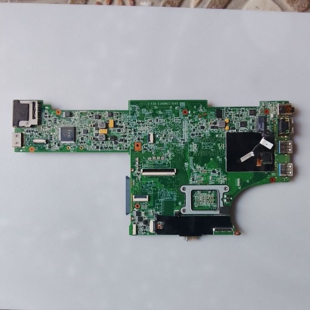 Motherboard Laptop Lenovo E130 Normal