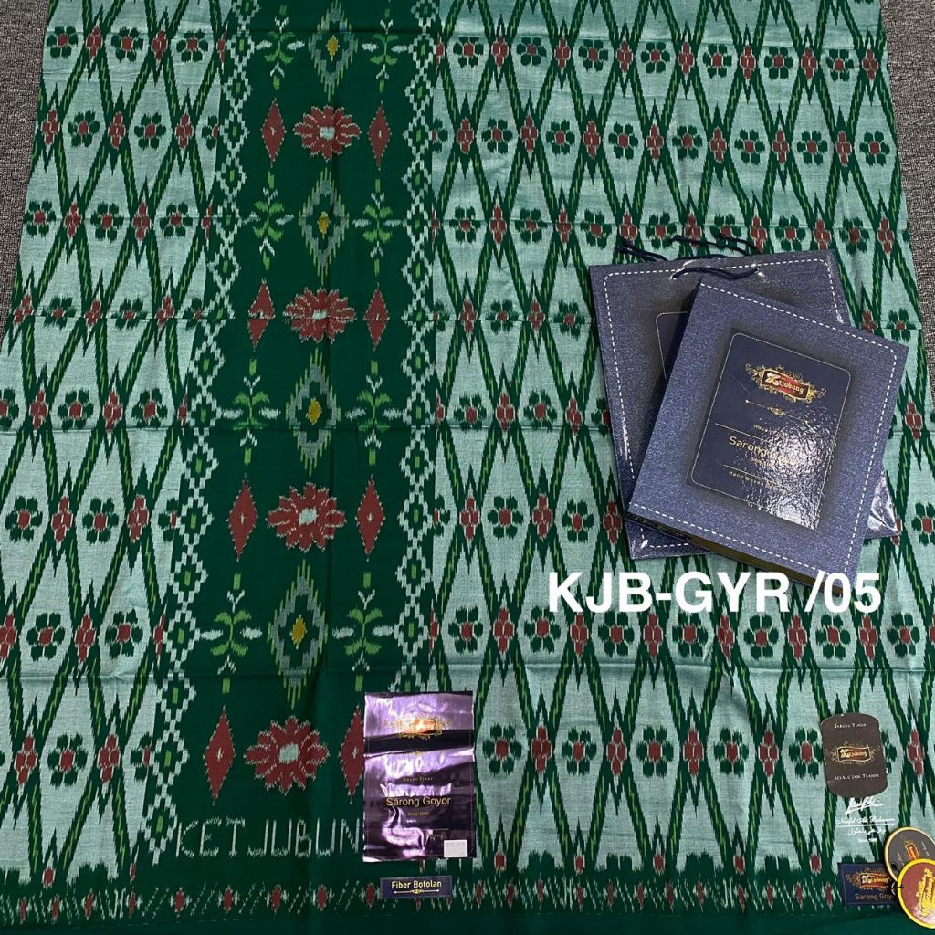 Sarung Ketjubung Goyor Red | Grade Gold