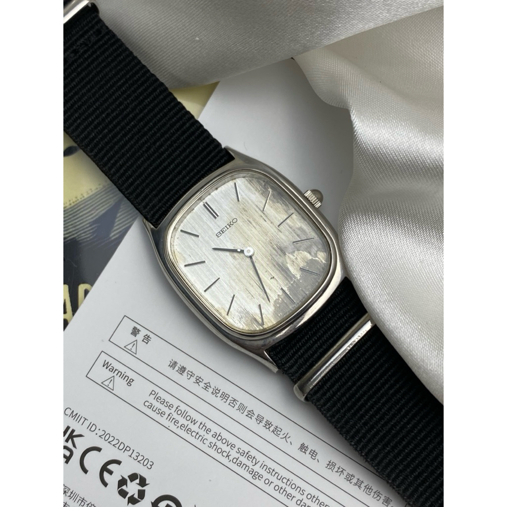 jam tangan SEIKO second pria ORIGINAL perfect aging tank dresswatch (hanya jam saja)