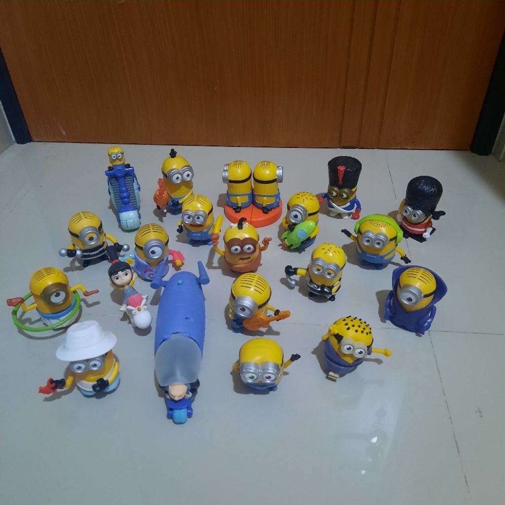 MAINAN MINION INTERAKTIF ORI HAPPY MEAL MCD TAKE ALL 500K ONLY (HARGA ASLI SEMUA 1.000.000)