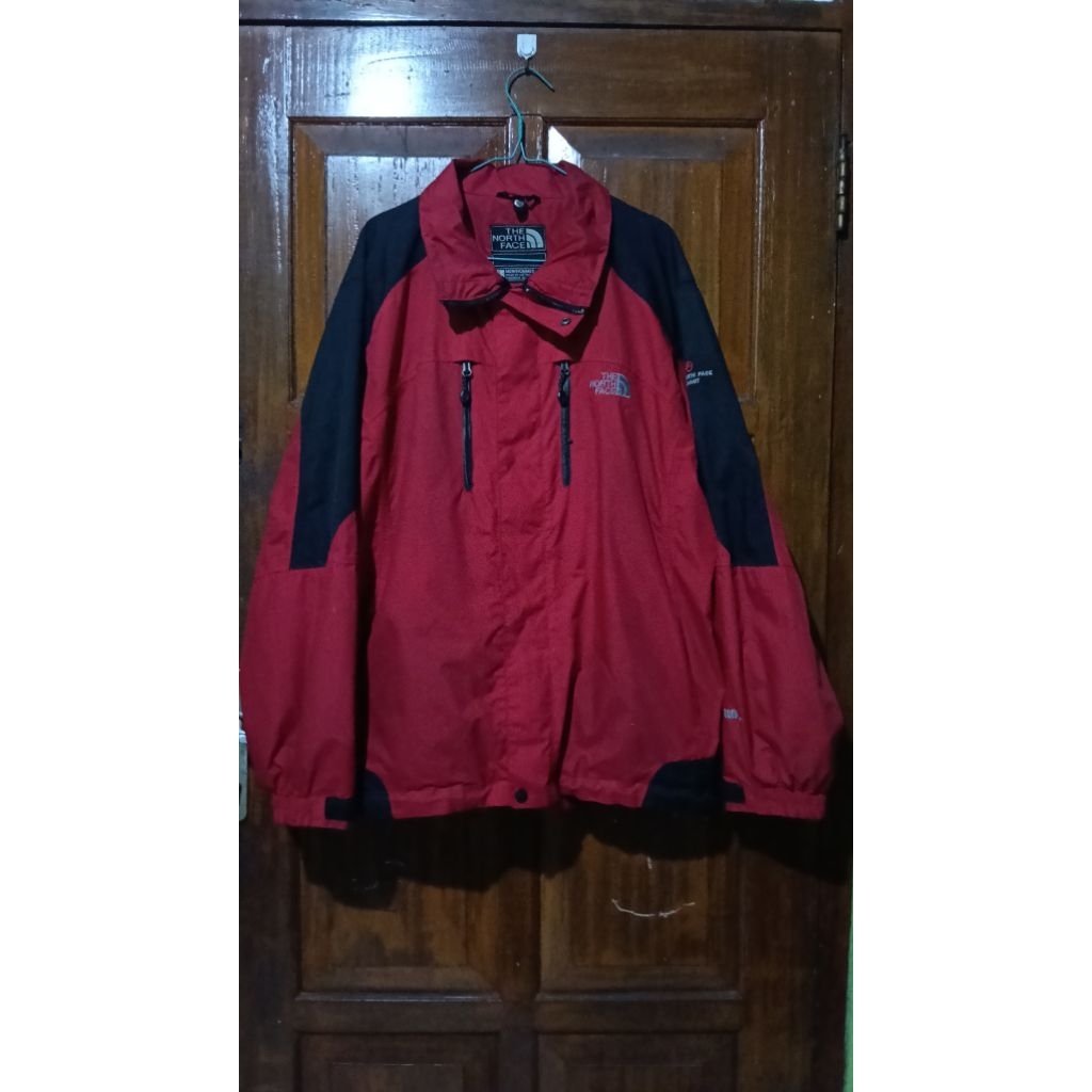 The North Face Outdoor Jacket Gore-Tex (Summit Series) Merah/ Hitam
