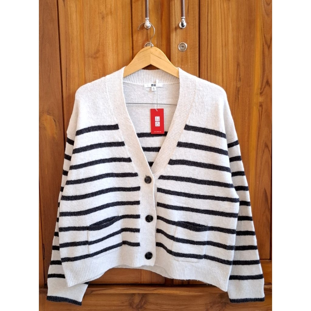 Uniqlo Souffle Yarn Cardigan Sallur