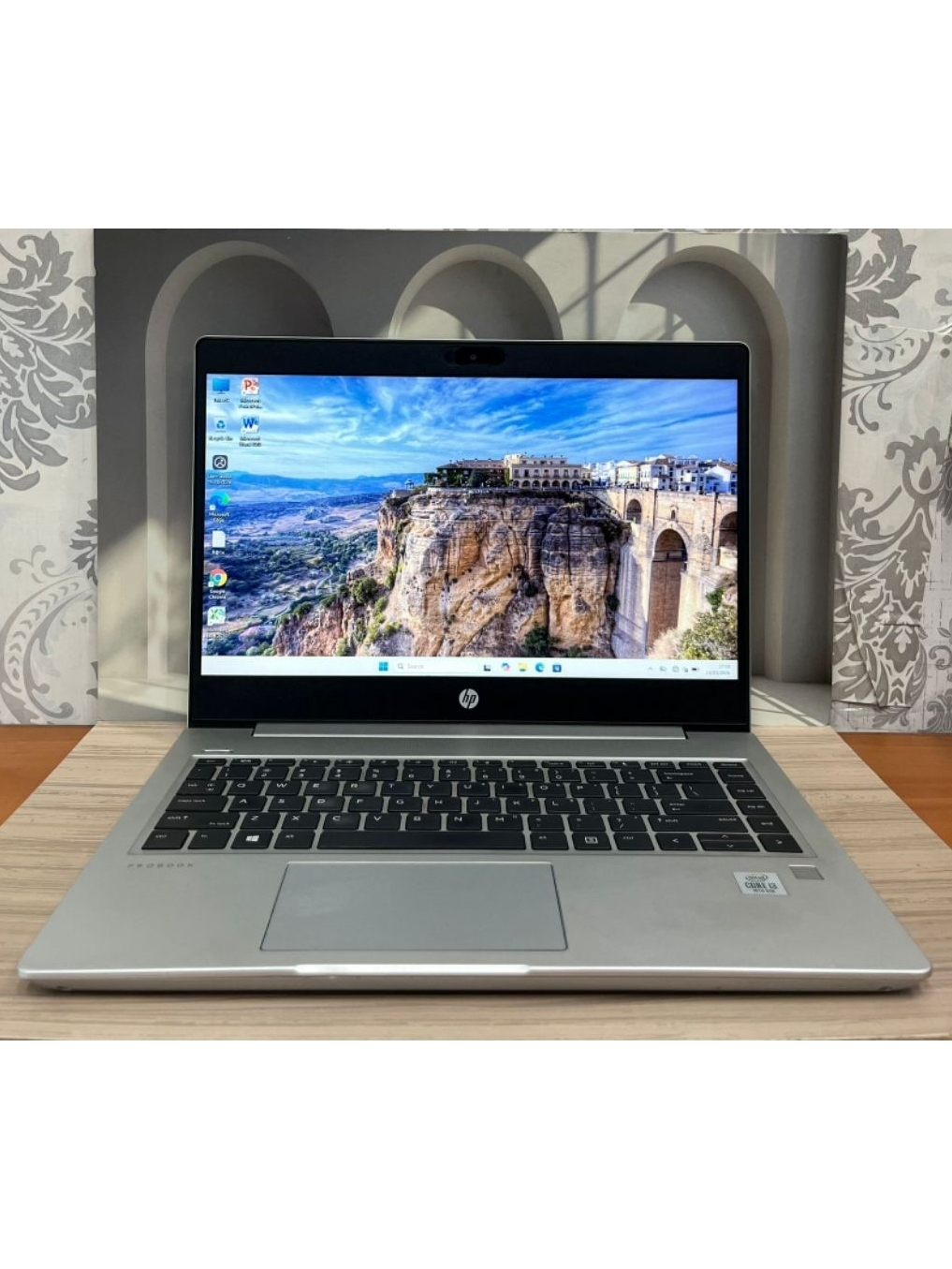 LAPTOP HP PROBOOK 440 G7 CORE I3-10110 RAM 8GB SSD 256 BERGARANSI