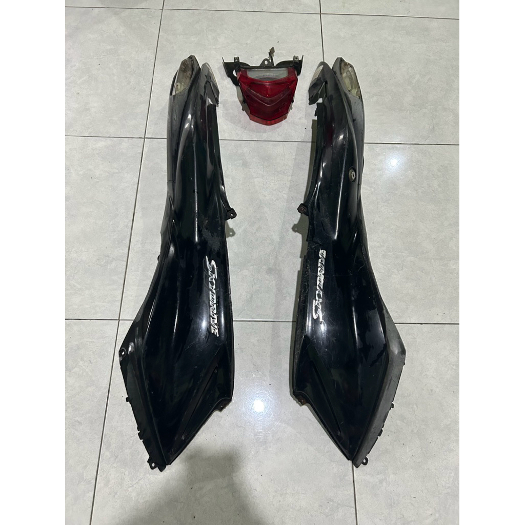 Body Belakang dan Stoplamp Suzuki Skydrive 125 Original Copotan