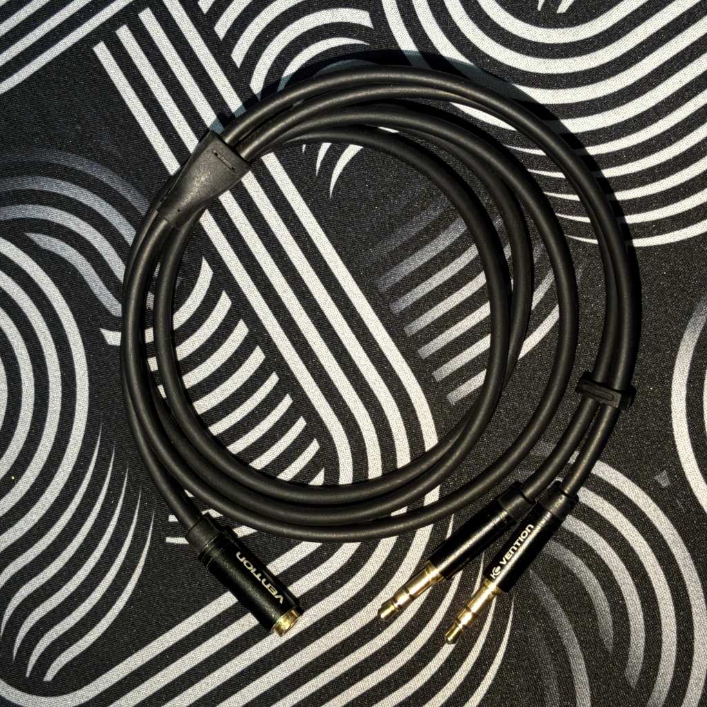 [SECOND] Vention Kabel Aux Audio & Mic Splitter 3.5mm 1 Female to 2 Male BBT 1 Meter