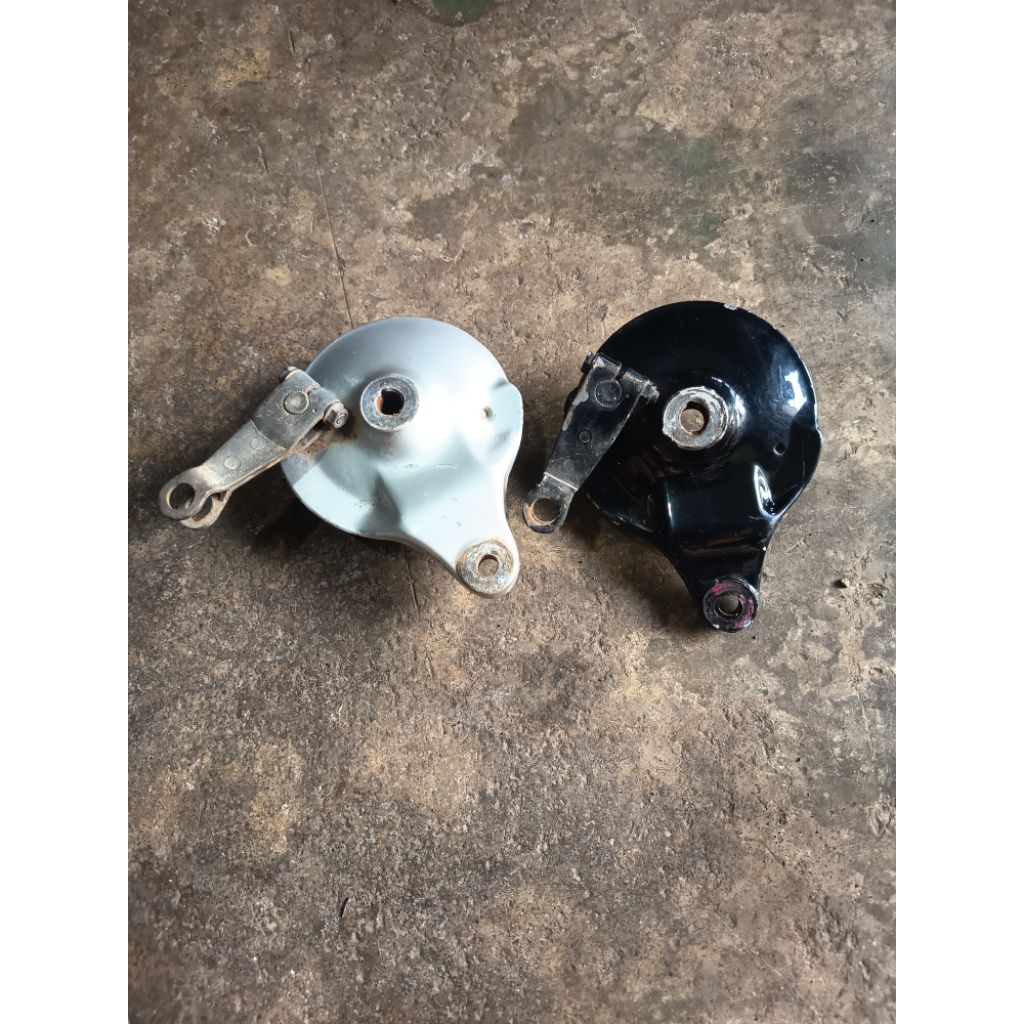 tutup tromol. belakang c70 original copotan