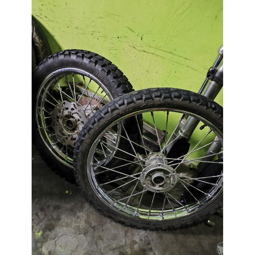 velg klx original UK 16/19 BEKAS
