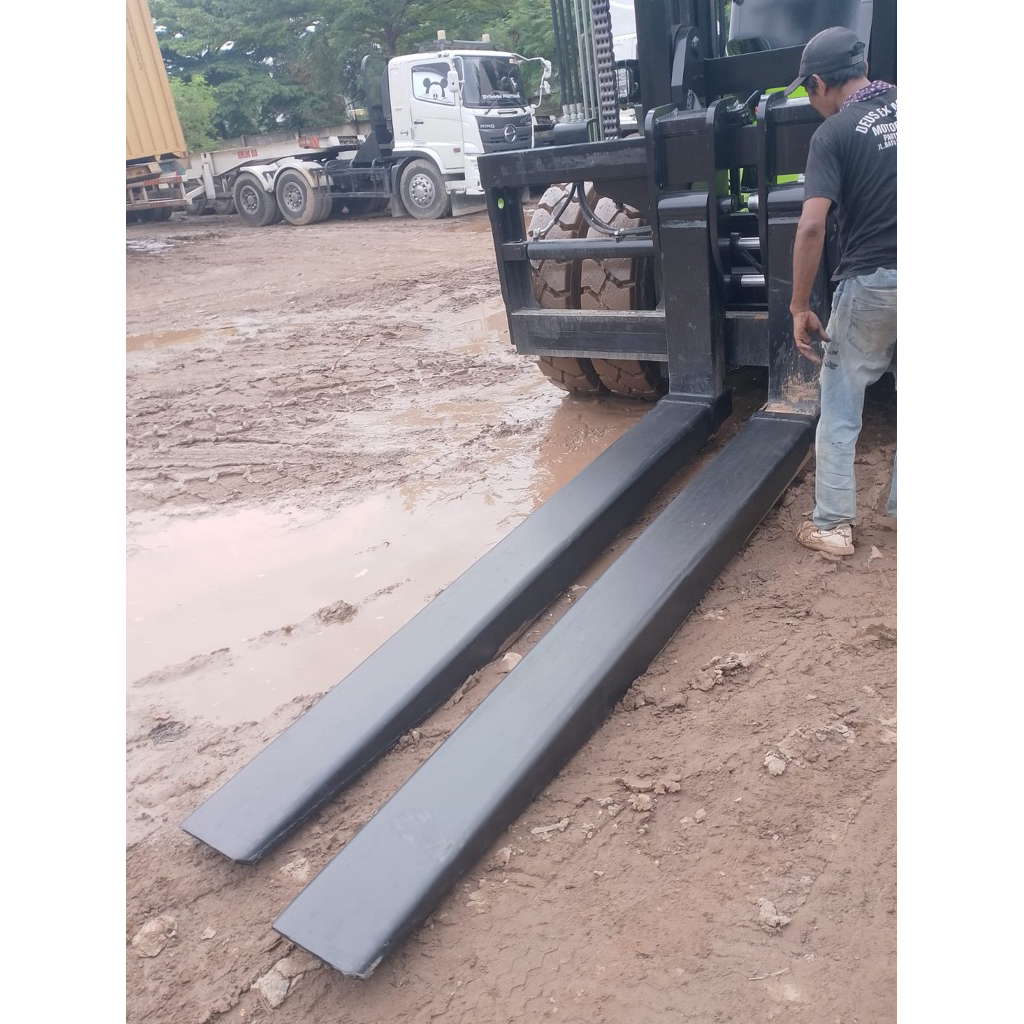 Sepatu forklift 3-10 Ton