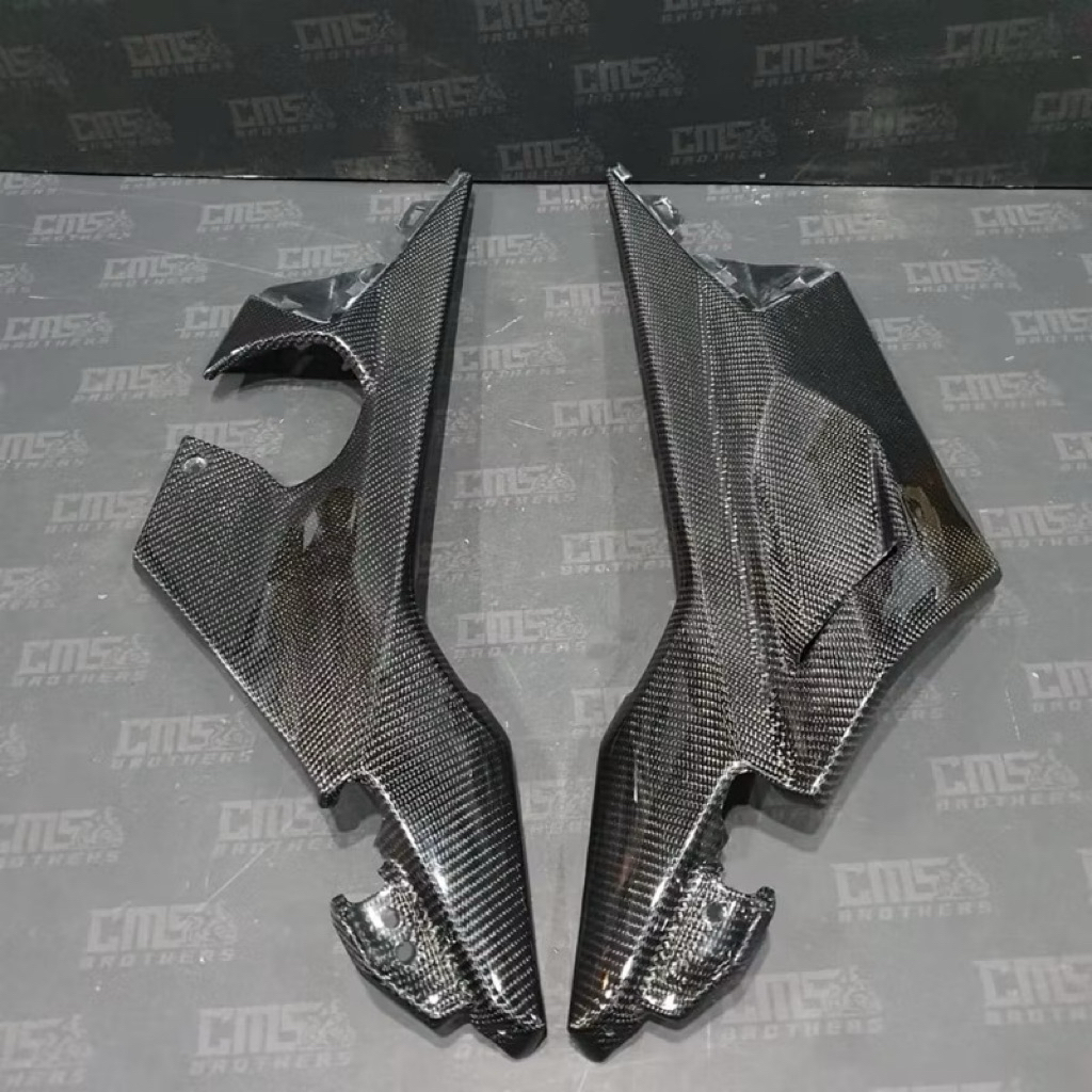 COVER DEK BAWAH VARIO 160 CARBON KARBON KEVLAR