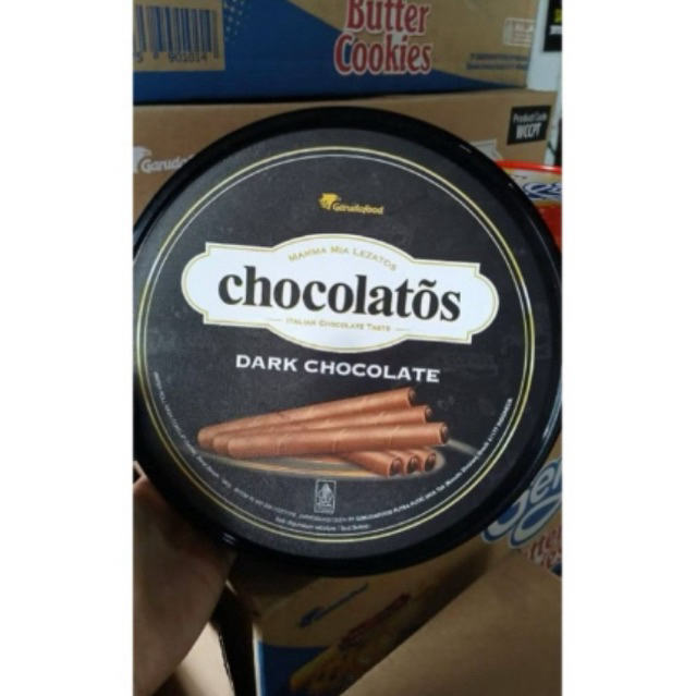 gery wafer roll chocolatos dark 190gr / chocolatos kaleng 190 gram