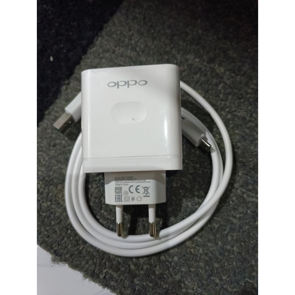 Charger Oppo Cabutan Reno 8 (bekas)