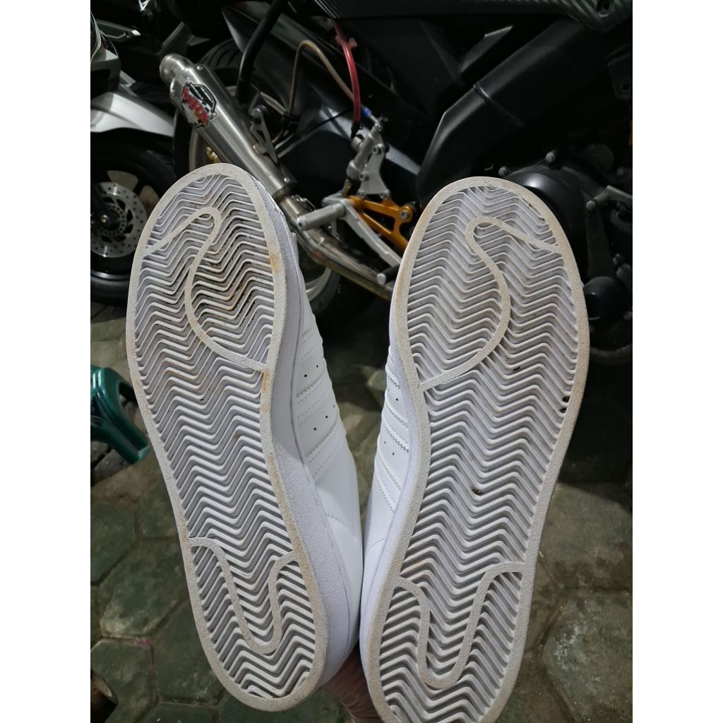 sepatu adidas ori