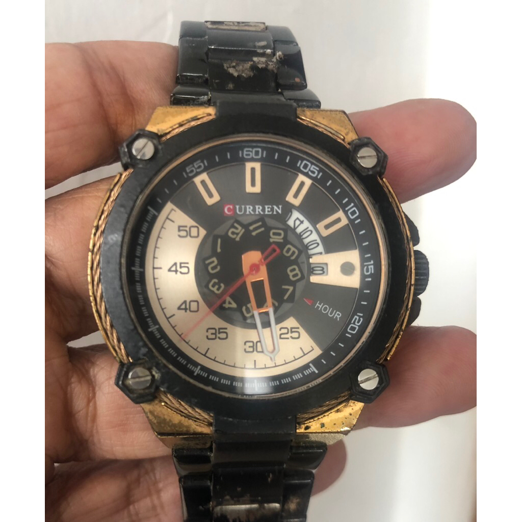 JARANG ADA Jam Tangan Pria CURREN Big Sporty Black Gold Dial Unik Tampilan Modern