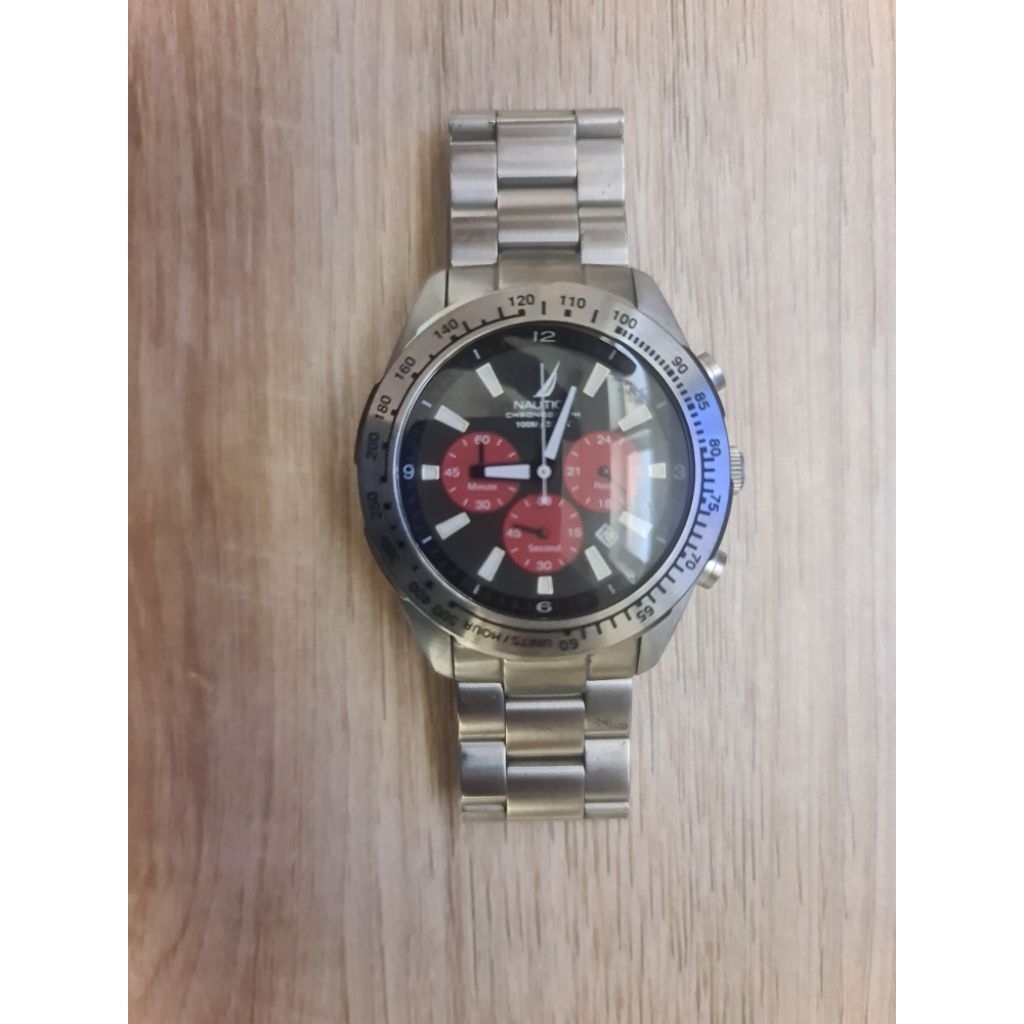 jam tangan pria. Nautica