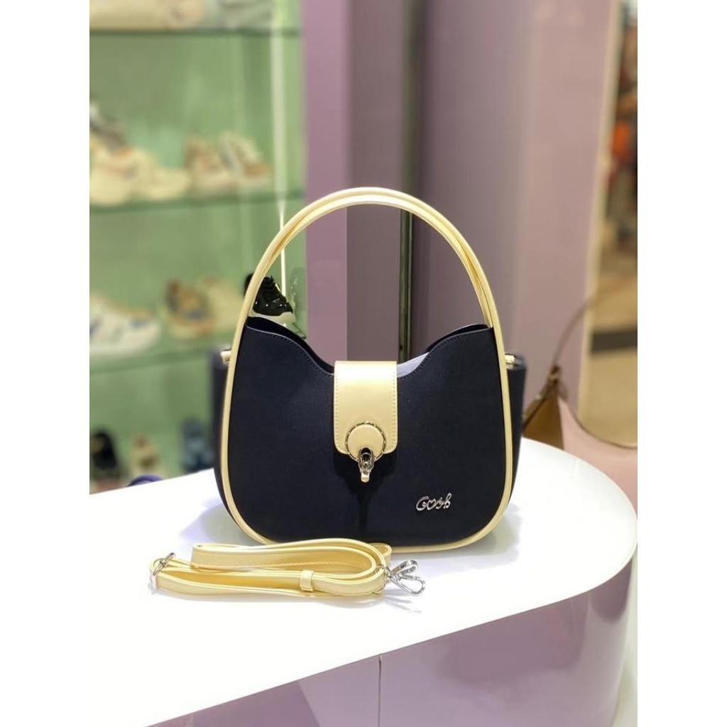 Ready GOSH art 673 slingbag