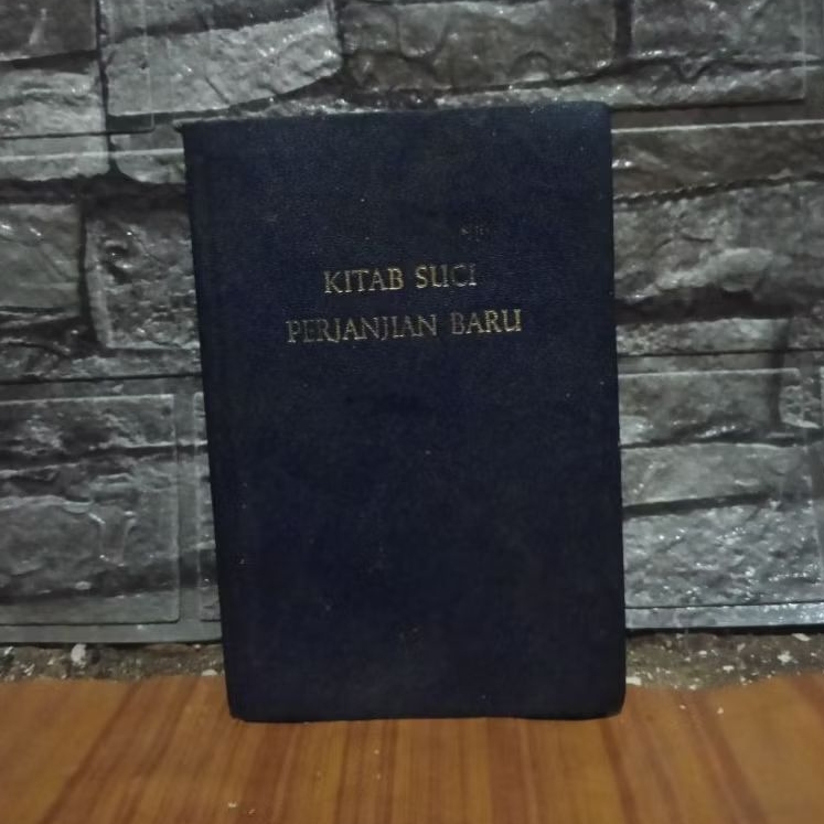 Buku Lawas Kitab Perjanjian Baru.
