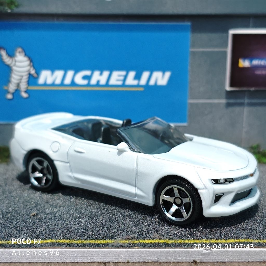 Matchbox 2016 Chevy Camaro Convertible