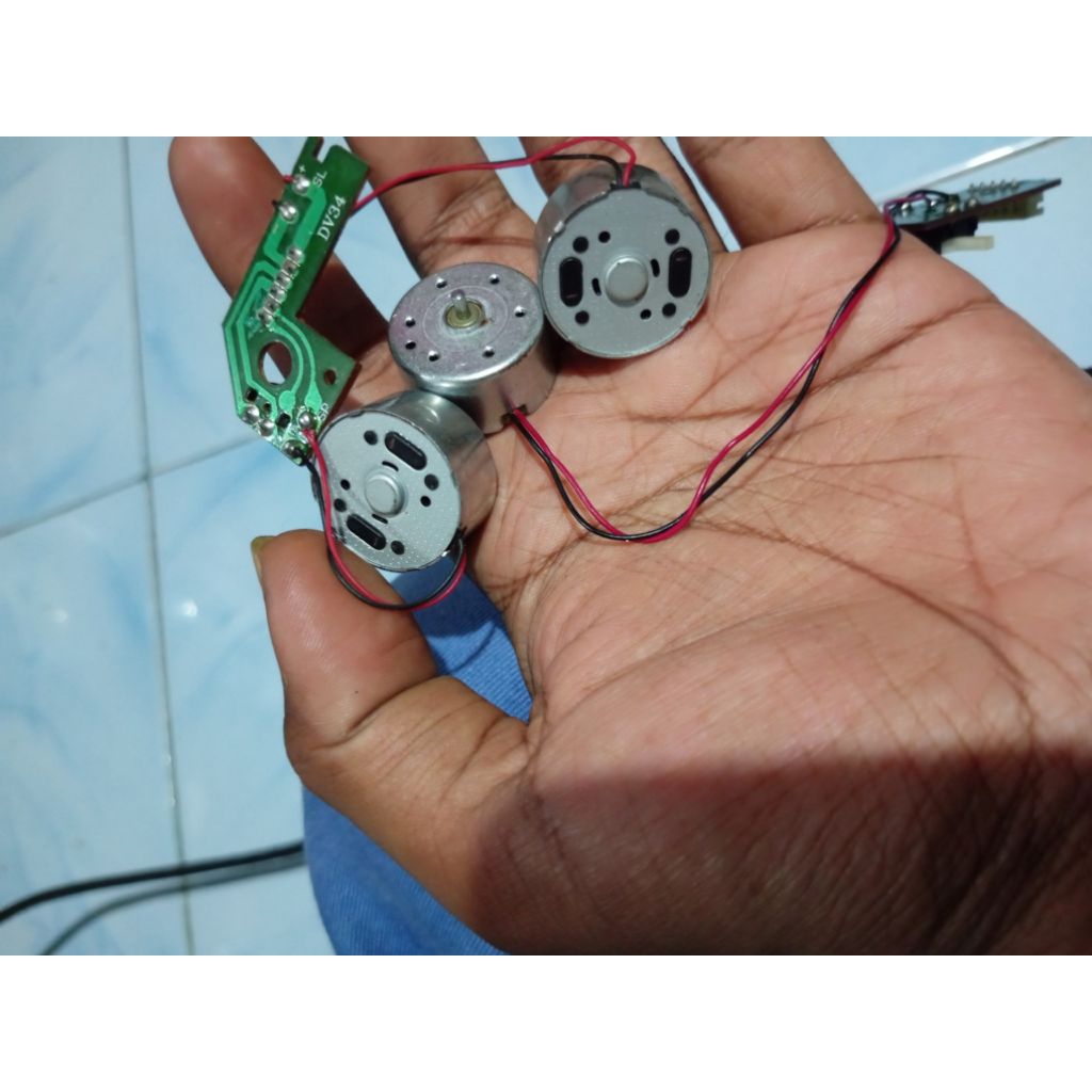 Motor DC 5v copotan dvd bekas 3pcs