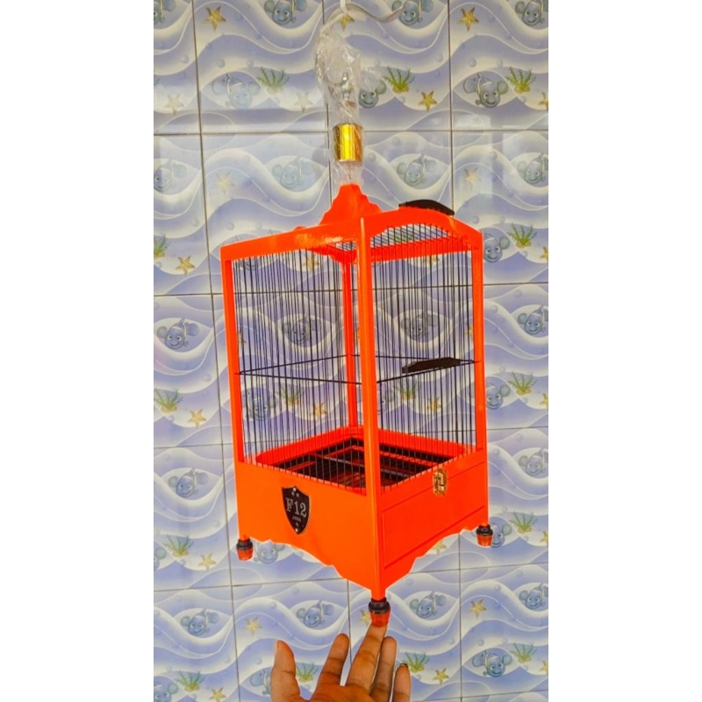 Sangkar Burcil Kotak Bahan Kayu Jati Dengan Ukuran 20*19  desain terbaik dan elegan bisa pilih warna