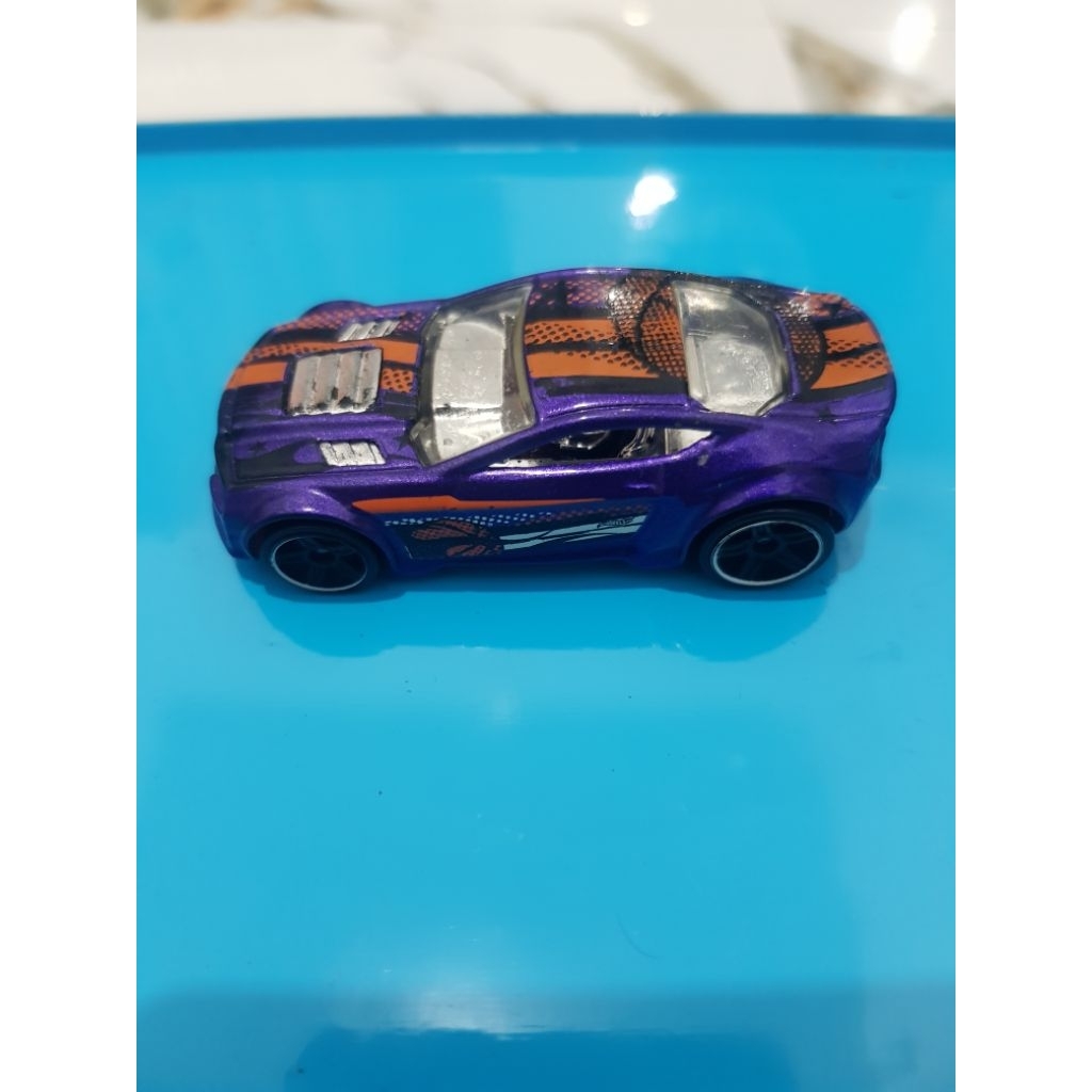 Hot wheels Torque Twister Purple